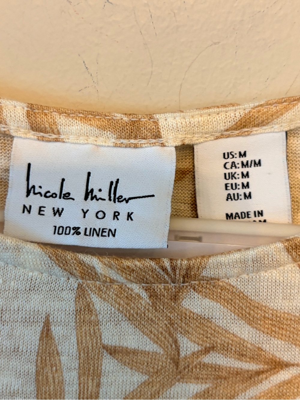 Nicole Miller 100% Linen Floral Button Front Top - Picture 3 of 5